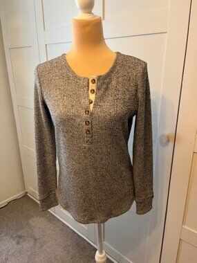 Hatley black/beige substantial weight henley top with cream placket
